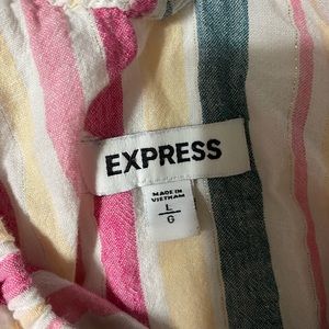 Express rainbow style crop shirt! Simply adorable for vacation!